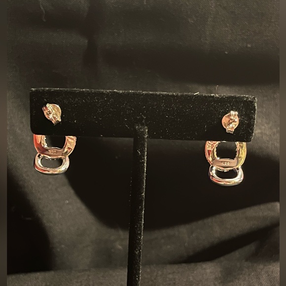 Sterling sliver. 3 Interlocking Circles Earrings - Picture 5 of 6